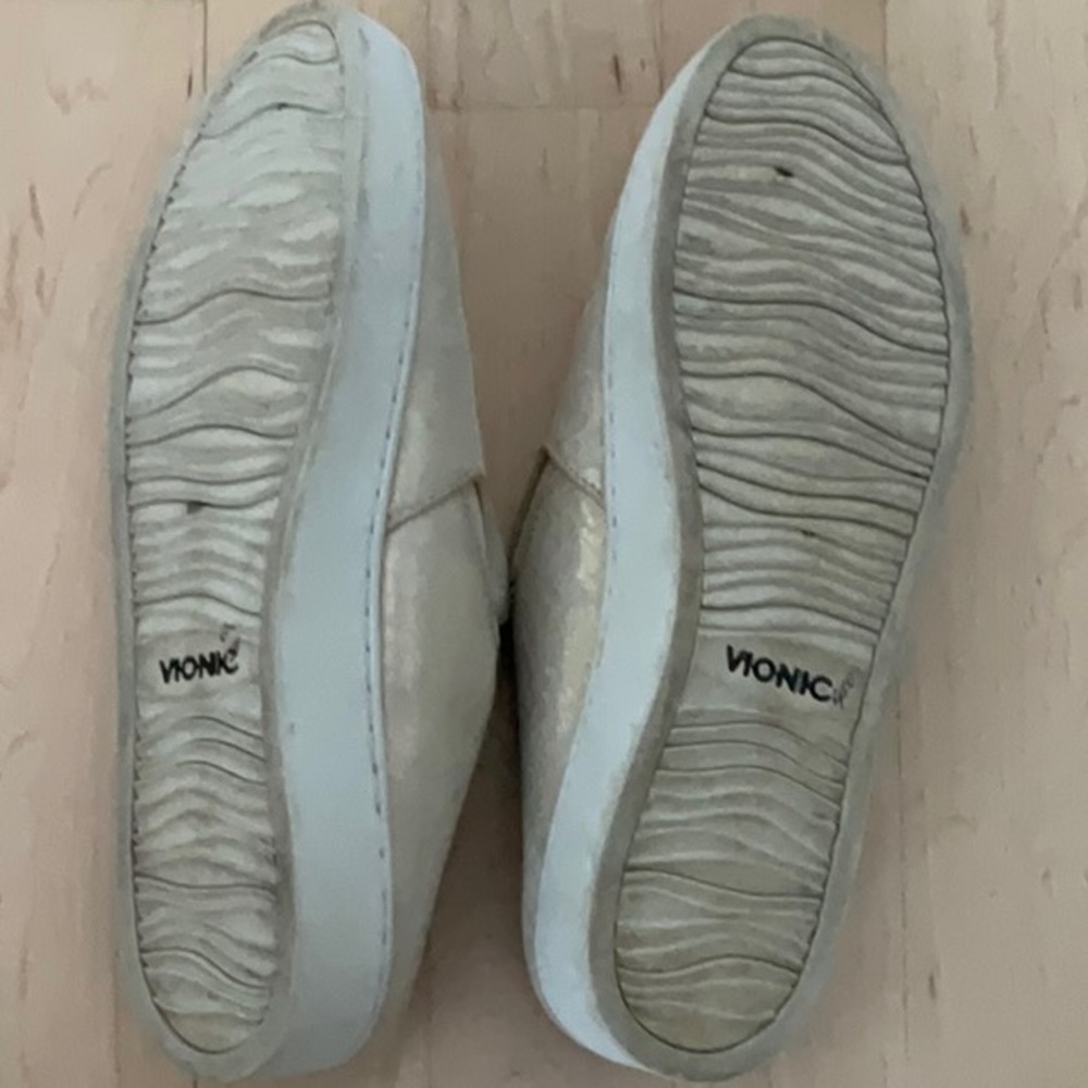 Vionic mules - Picture 4 of 5